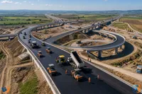 Asfalt pe nodul uriaș care va lega A7 de A8