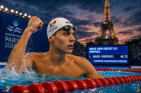 David Popovici înoată la 19:52. Aurul și recordul, în joc