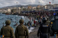 Mii de migranți intră în Ceuta. Spania trimite armata