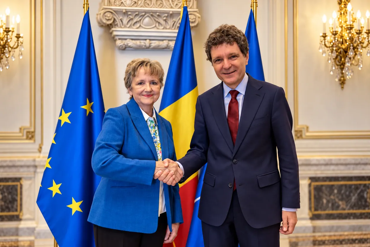Nicușor Dan: până la 70 de liceeni pot studia în SUA prin FLEX