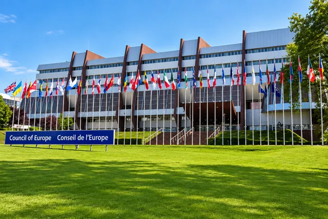 Stagii plătite în UE: Consiliul închide marți. EMA oferă 2.050 €