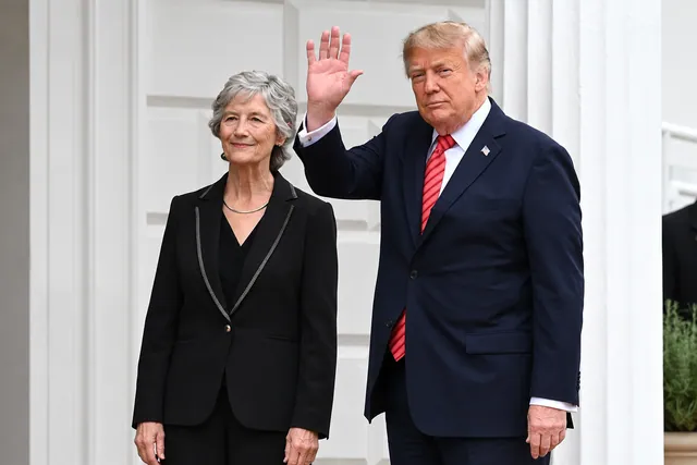 Trump, în Irlanda: vrea reunificare. Proteste la Dublin