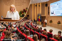 UMF Cluj a deschis anul universitar cu bibliotecă nouă și cămin modernizat